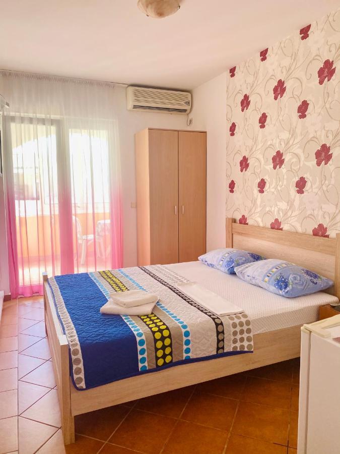 Guest House Villa Natali Budva Ngoại thất bức ảnh