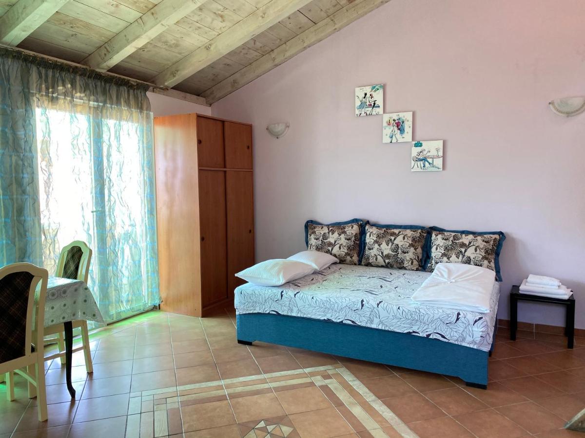 Guest House Villa Natali Budva Ngoại thất bức ảnh