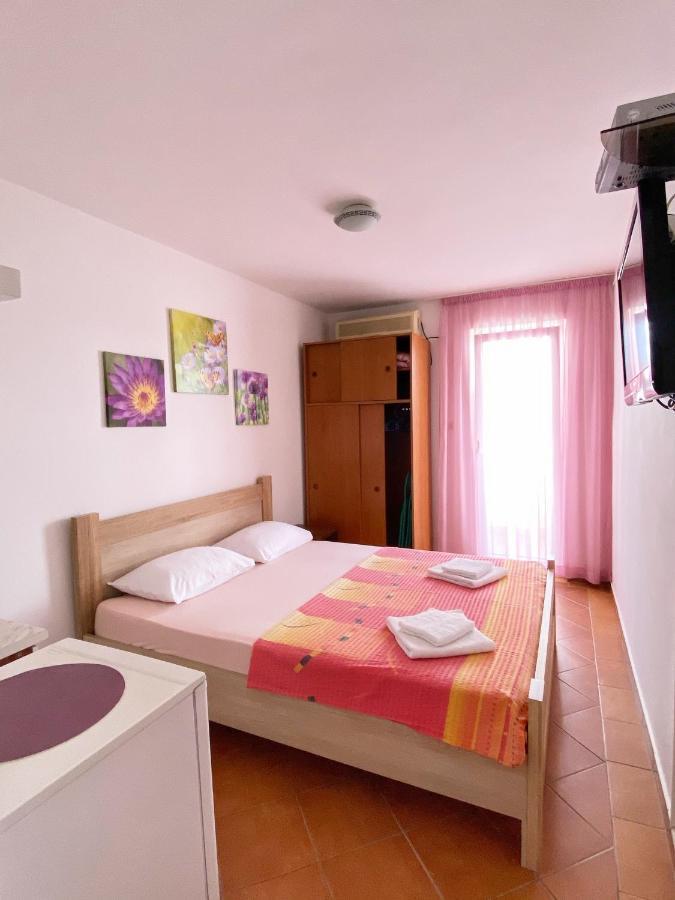 Guest House Villa Natali Budva Ngoại thất bức ảnh